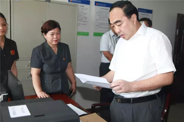 郑州中院于东辉院长到高新区法院调研指导扫黑除恶专项斗争工作